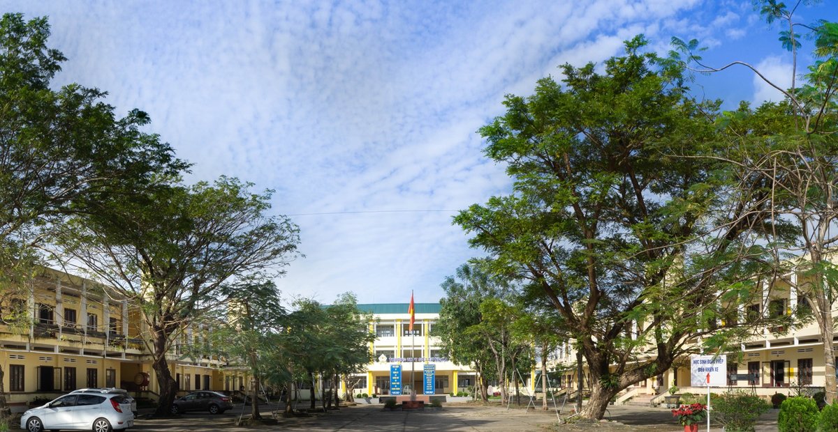 Trường THPT Số 1 Tư Nghĩa